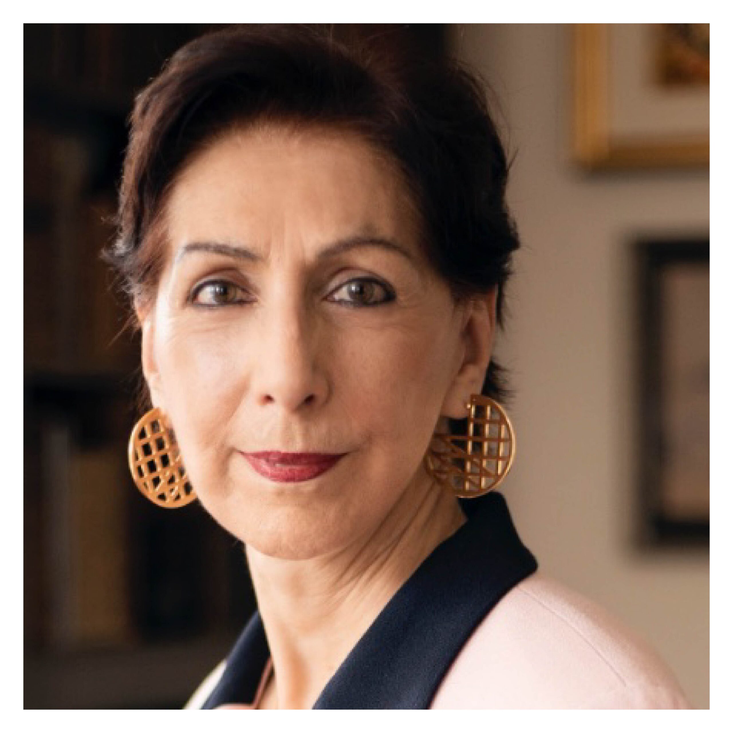 د. روكسان فرمانفارمايان